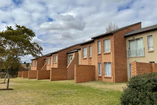 2 Bedroom First Floor Apartment at St George

Complex - Noordwyk.

2 Bedrooms with built-in cupboards.

1 Full Bathroom with Bath ...