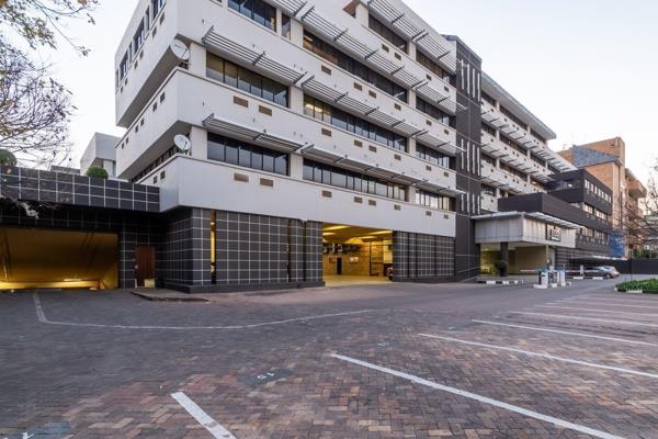 3 Gwen Lane is centrally located in the Sandton CBD and has A-Grade offices to let. The ...