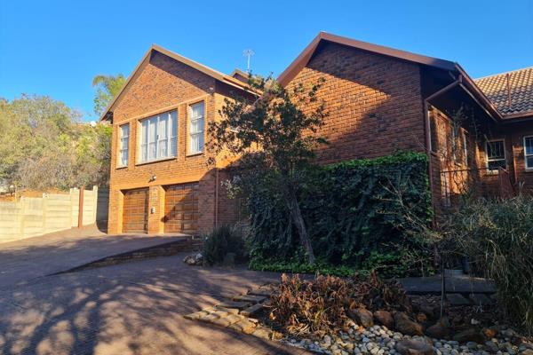 Highly Safe &amp; secure two bed cottage  situated on the lovely mountains of Glenvista. Lovely driveway leading to the main house and ...