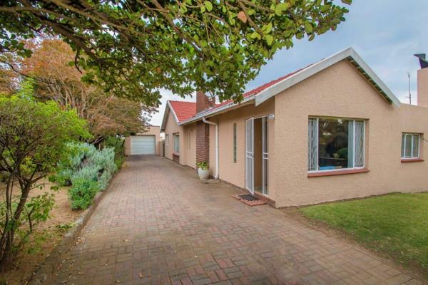 This spacious Family home in Mindalore is available for Rent. Property with good to ...