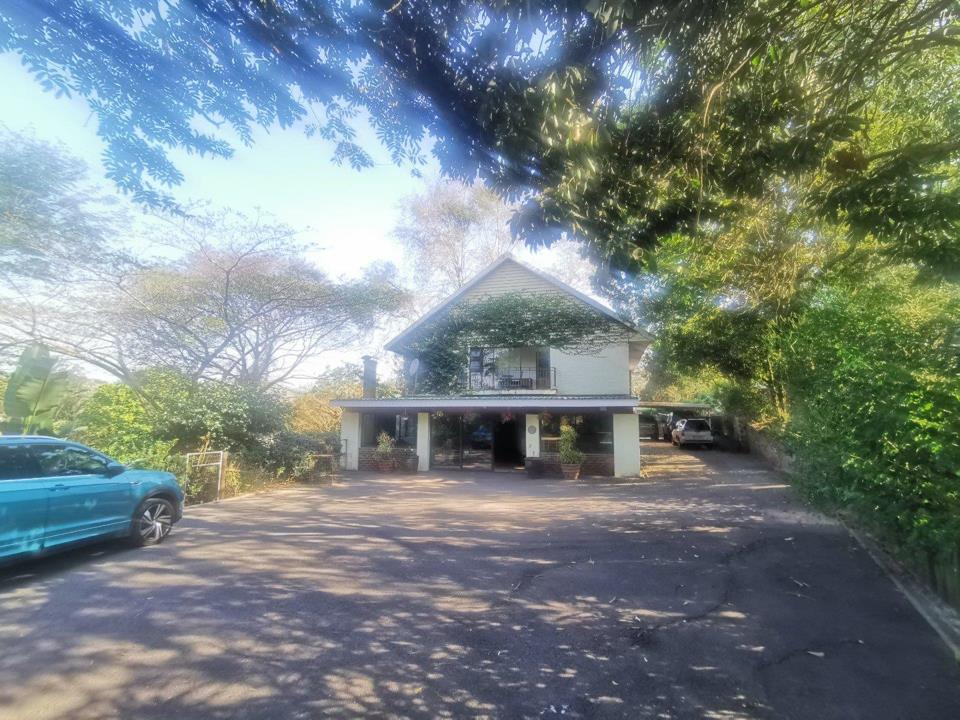 8 Bedroom House for sale in Drummond - 3 Thousand Hills Drive - Hillcrest