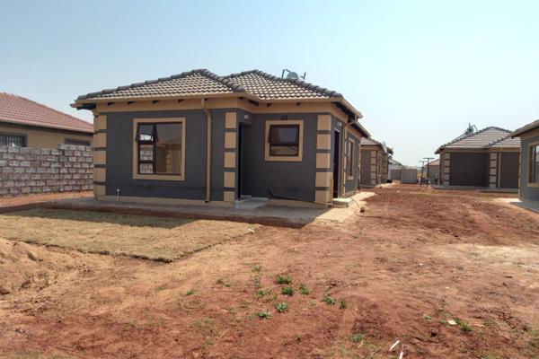 NEW DEVELOPMENTS FOR SALE IN REIGER PARK, Boksburg.

Full tittle stands,

prices from R760 000 upwards,

buy straight from the ...