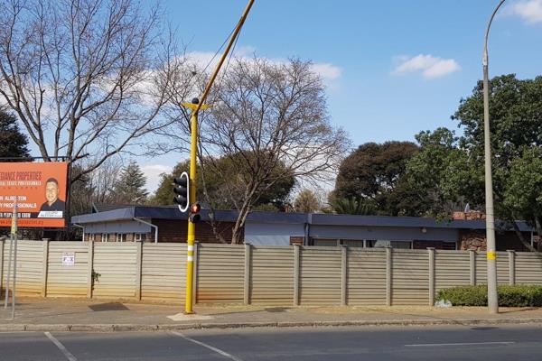 Office to rent at R2 750 each per month excluding utilities. There is an additional larger office available at R3 200 per ...