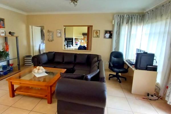 This duplex is safe and secure, ready to lock up and go!!

Situated close to Parklands Hospital, local schools, Springs CBD and main ...