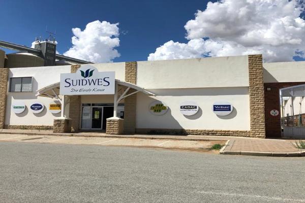 This property was originally the Suid-Wes shop in the small Free State town of Hoopstad. The shop was compartmentalized into a; trading ...