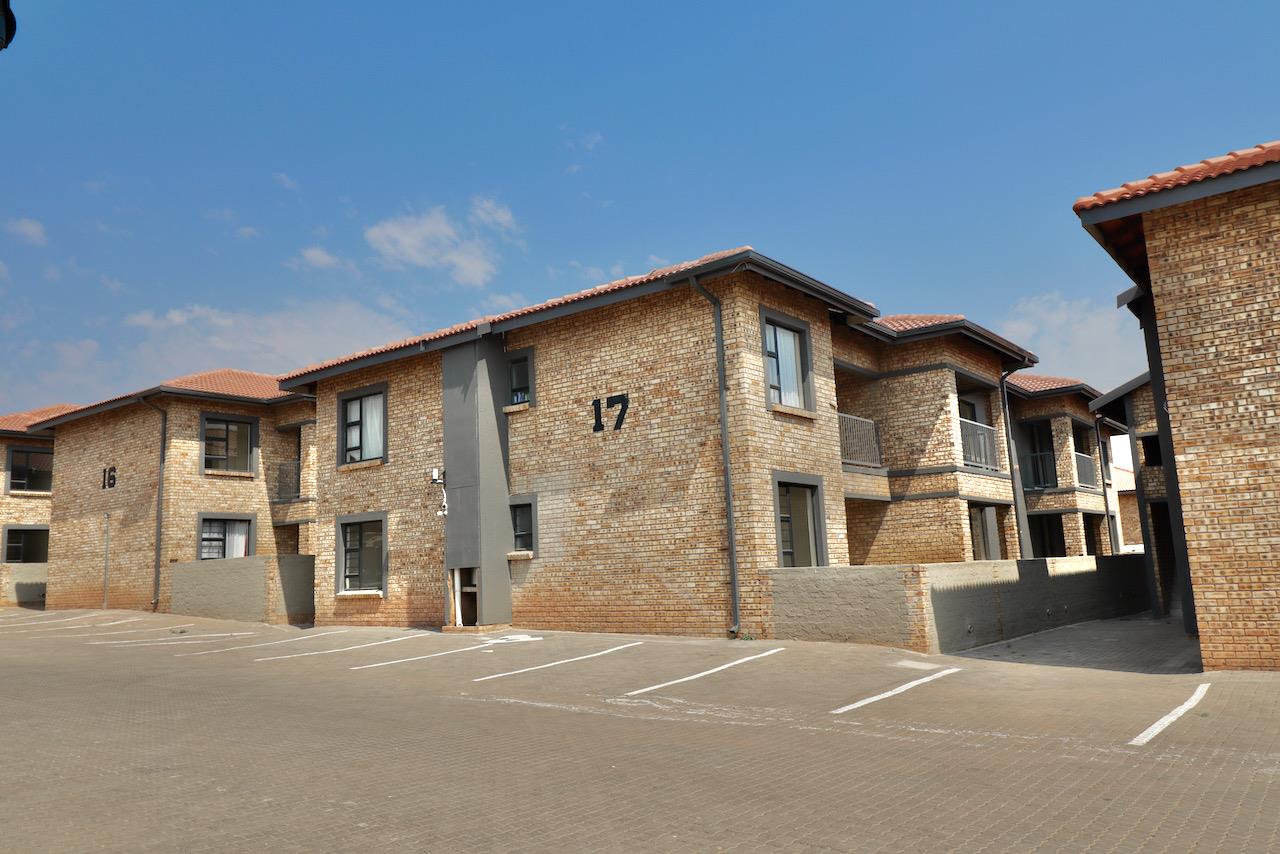 2 Bedroom Apartment / flat for sale in Cloverdene P24110610103