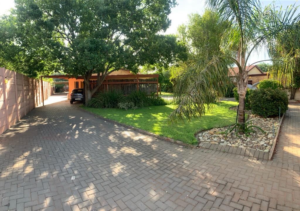 Rhodesdene Property Apartments / flats to rent in Rhodesdene