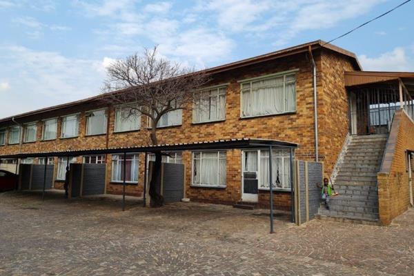 Fantastic Investors dream property situated on 1983 sqm stand up for grabs in the heart of the Edenvale CBD. This outstanding ...