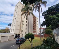 Apartment / Flat for sale in Essenwood