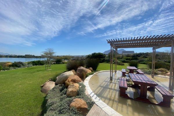 Available 1 January 2025

Plover&#39;s Nest is situated within the tranquil lifestyle estate, Somerset Lakes, and offers a relaxed ...