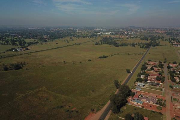 Prime land for development, zoned Business 1 with Mix-use.
Current zoning allows Shops ...