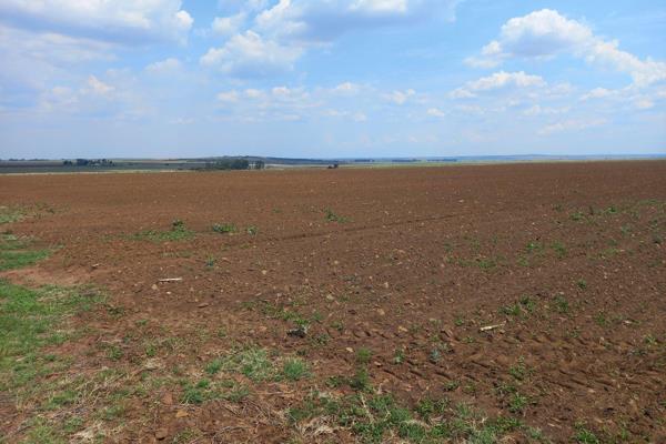 This 110 ha farm is well suited for grazing and dry land farming, as well as farming with livestock.

The farm also has the ...