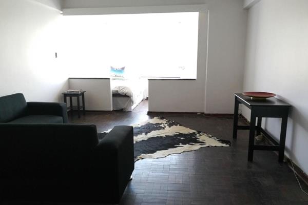 Charming share block flat in Marine parade. This bachelor flat has a separate sleeping ...