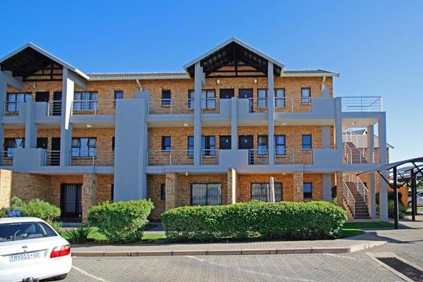 This stylish 1-bedroom, 1-bathroom apartment, located in the sought-after Rooihuiskraal ...