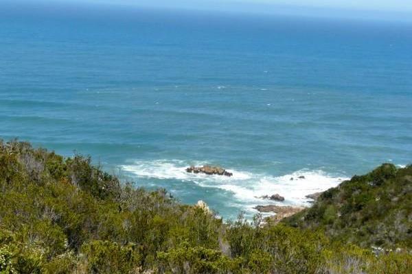 Exclusively appointed  -  Enjoy the white crashing waves down on the Noetzie Beach.  ...