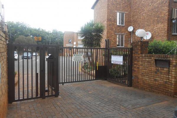 2 Bedroom Apartment / Flat to Rent in Witfield
Spacious two bedroom third floor ...