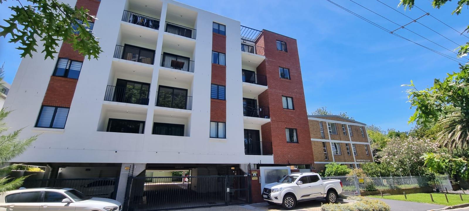2 Bedroom Apartment / flat for sale in Rondebosch - P24-113415134
