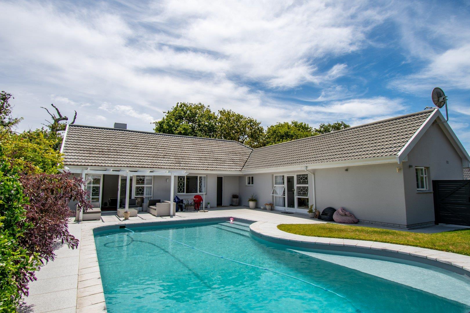 Meadowridge Property Property and houses to rent in Meadowridge