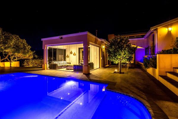 GERMAN HIGH QUALITY VILLA IN HOUT BAY, CAPETOWN

Fully renovated in European standard ...