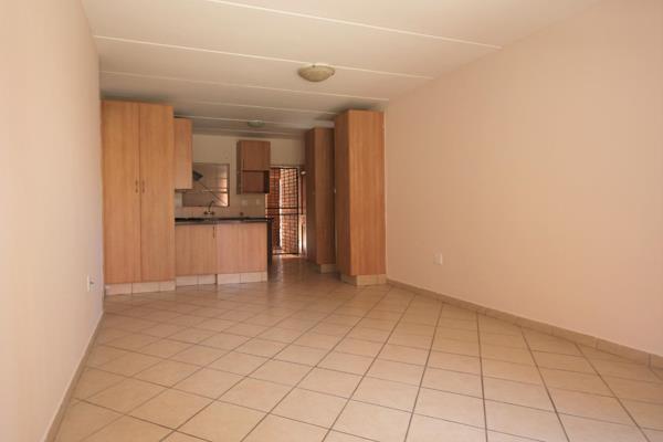 Modern 2 Bedroom, 2 Bathroom Ground Floor Unit with Garage!

Available: January ...