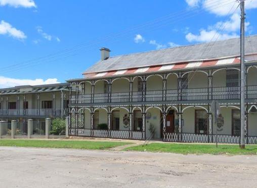 Famous Grahamstown landmark set to go under the hammer