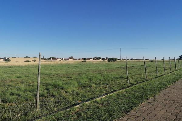 his stunning land has lots of potential. 
a developers dream 
come make an offer 
close to highways 
and shopping