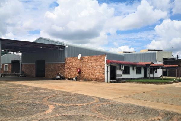 3740m&#178; INDUSTRIAL PROPERTY FOR SALE WITH ITS OWN 11kV/380V ELECTRICAL MINISUB AND ALL OFFICE FURNITURE.

Very neat and secure ...