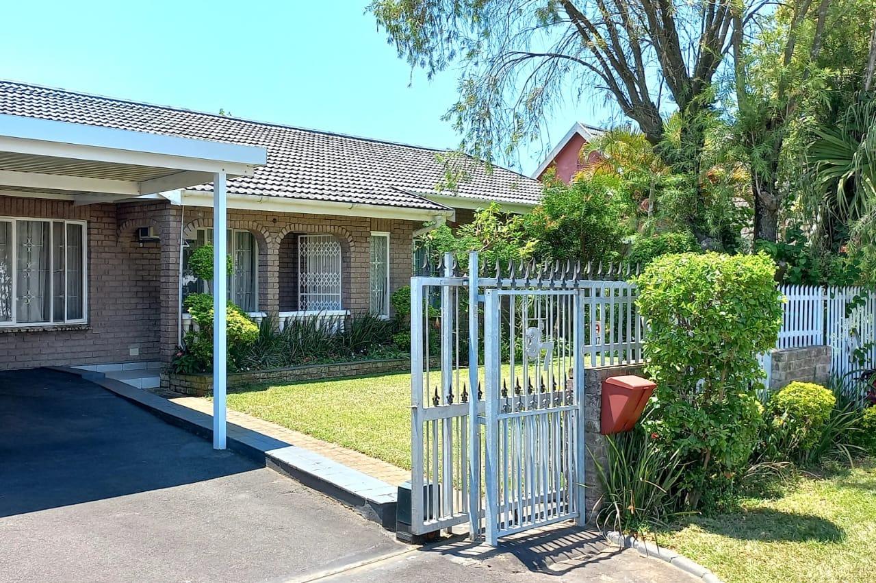 3 Bedroom House for sale in Isipingo Beach P24110919718