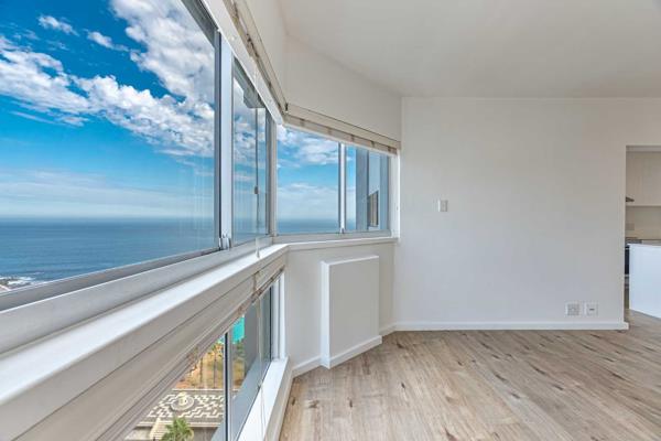 Beautiful apartment located high up in the Pavilion Place, which is an icon of the Sea ...