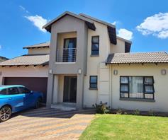 House for sale in Zambezi Manor Lifestyle Estate