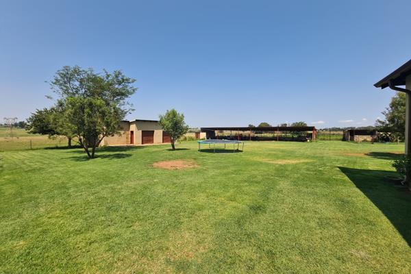 This Beautiful totally off the Grid, 37ha Cattle Farm on the R24 close to the N14 and ...