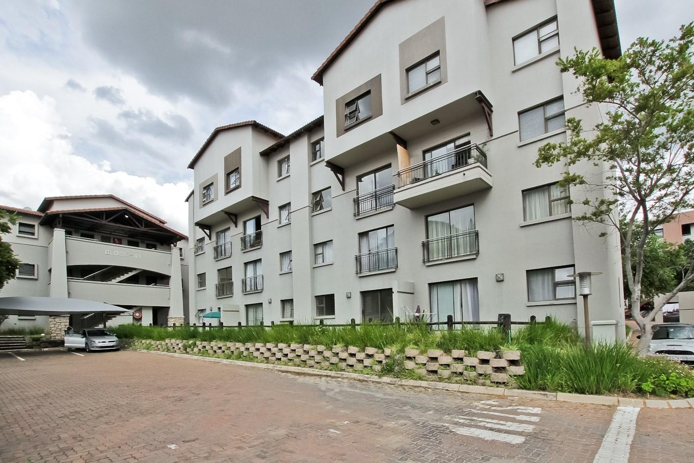 Sunninghill Property Apartments / flats for sale in Sunninghill