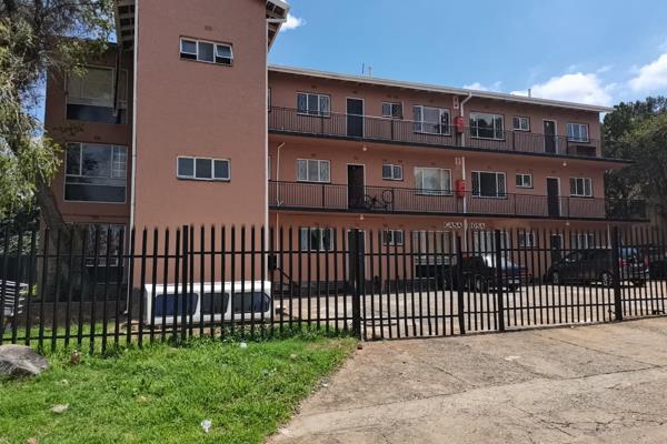 Entire 9 Unit 2 Bedroom Complex For Sale

Calling on keen investors, great opportunity ...