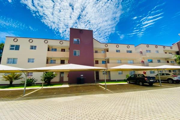 This beautiful 3 bedroom apartment in Hartenbos offers the perfect blend of comfort, convenience and coastal living.
It features 3 ...