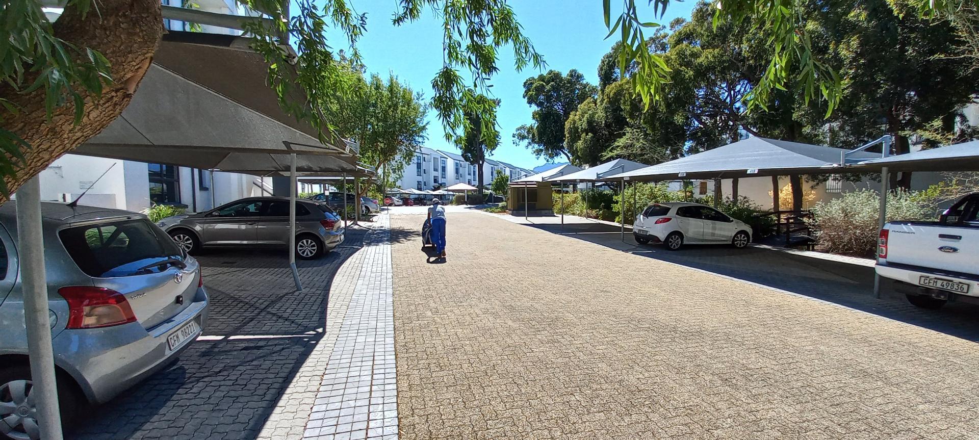 Helderberg Property Apartment / flat to rent in Helderberg