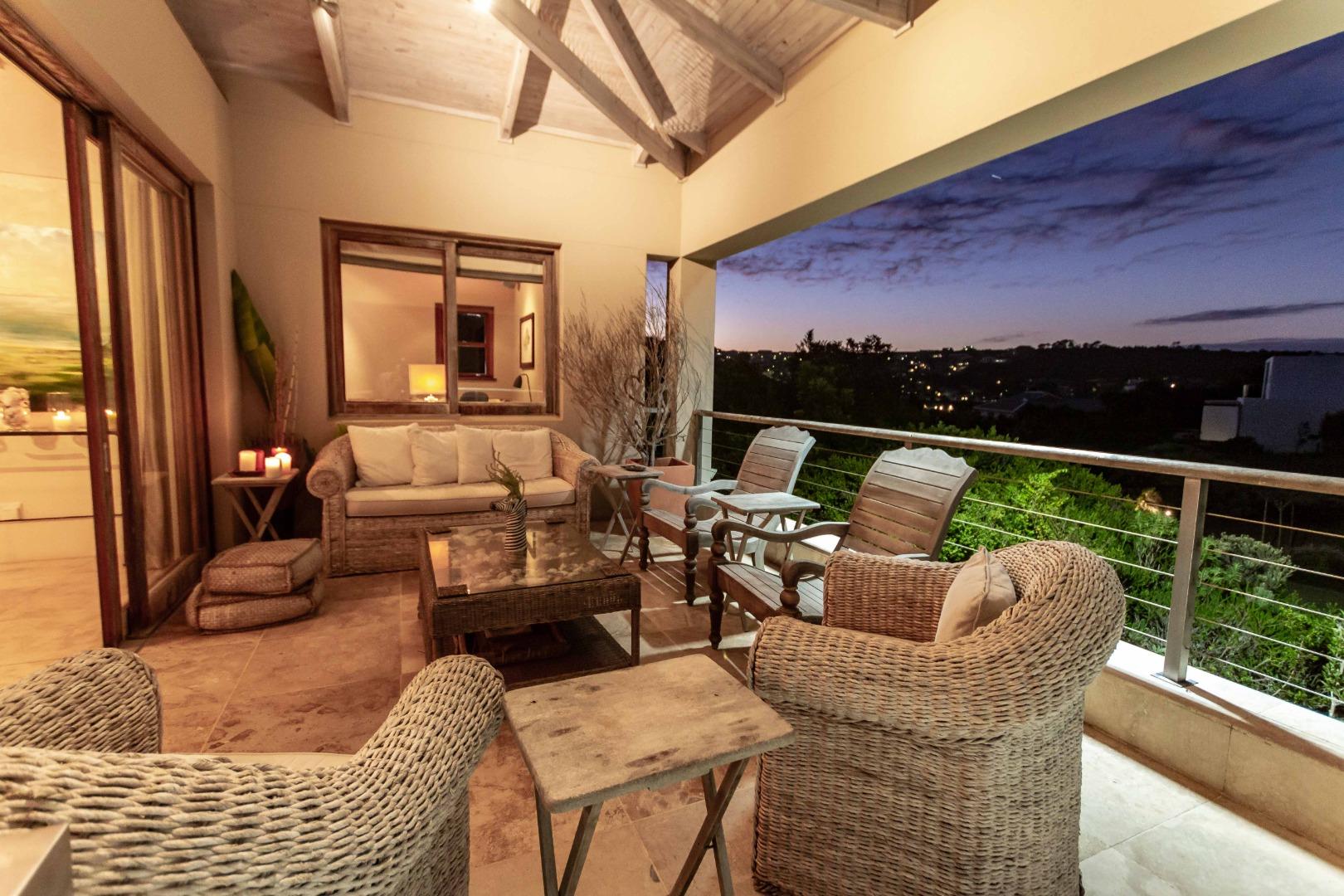 Photo of 4 Bedroom House to rent in Solar Beach