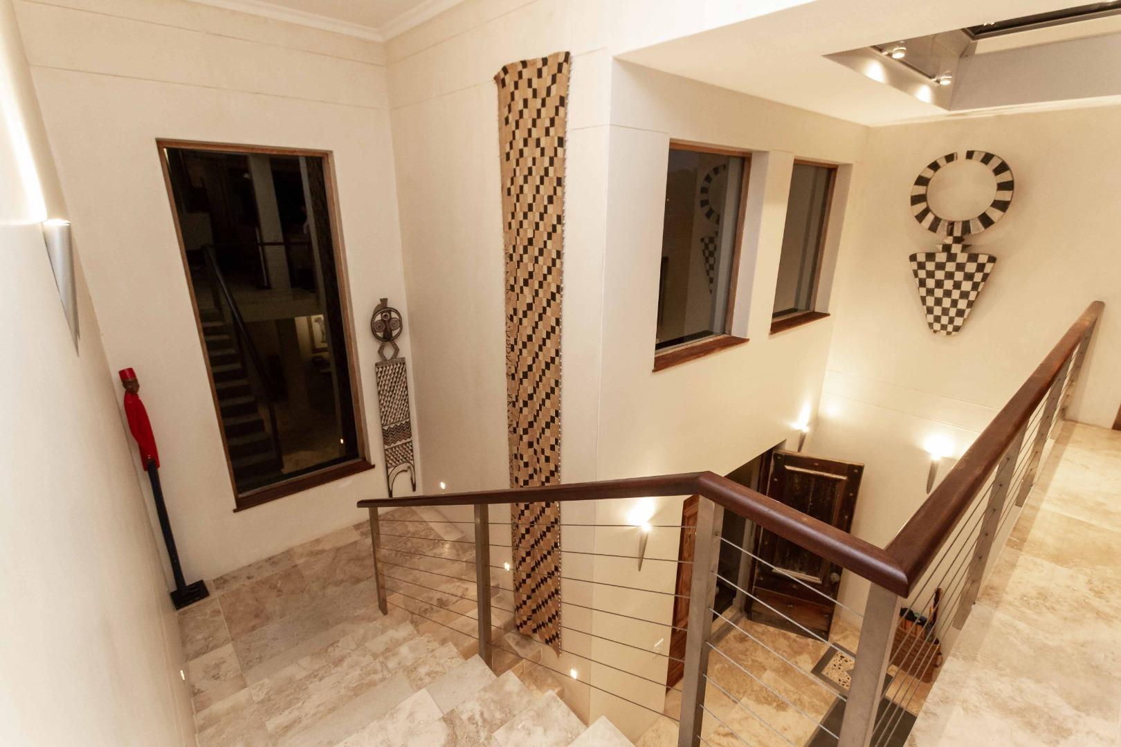 Photo of 4 Bedroom House to rent in Solar Beach
