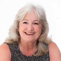 Agent profile for Tracy Bayett