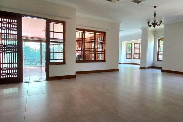 Alex Thornhill Properties presents to you this lovely and neat townhouse situated in a ...