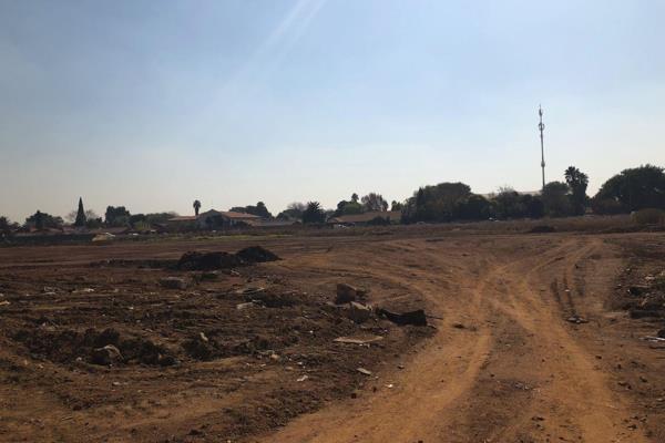 The land sits on North rand road in Boksburg, offering superb frontage. What makes this ...