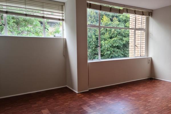 Sunny, secure studio apartment to let in Norwood Garden Village, 69 Hamlin Street ...