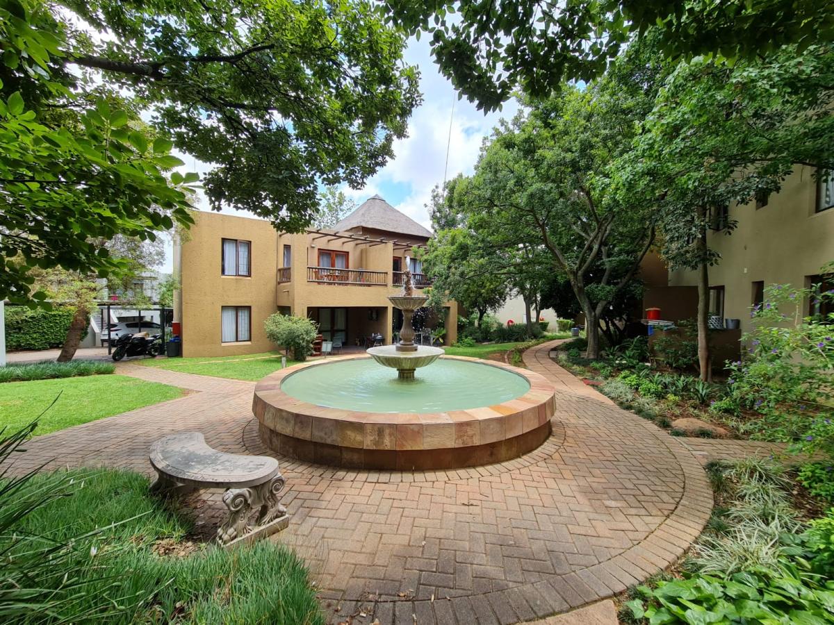 Apartments / flats to rent in Randburg : Randburg Property : Property24 ...