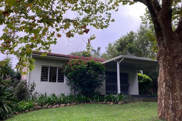 GARDEN COTTAGE IN CENTRAL KLOOF DURBAN
Secluded modern garden cottage fully fenced with own automated gate entry. Two bedroom cottage ...