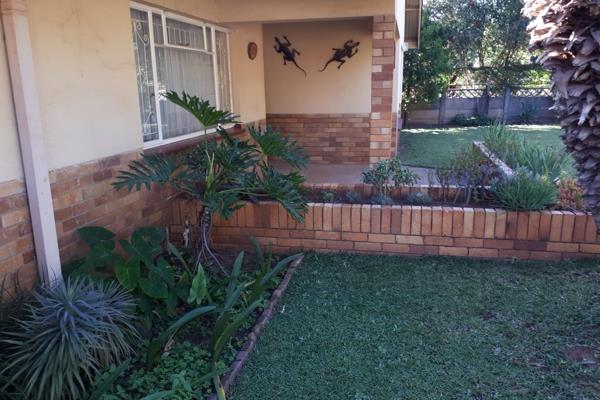 Very Neat Family Home
Entrance Veranda.
3 Bedrooms, Lounge, Dining Room
Full Bathroom With Separate Toilet
Kitchen With Beautiful ...