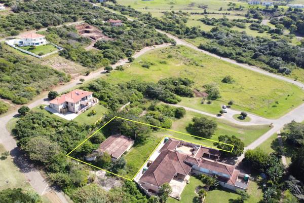 At the entrance to the beach.
Vacant Land – Plot for Sale in Khamanga Bay – R1 065 000.
Prime position, just 300m from the beach.
This ...