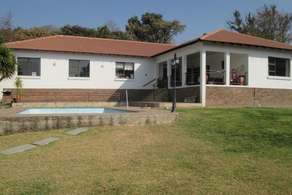 The property on offer is situated in Linbro Park A.H., Johannesburg - East, Gauteng

The property on offer is a residential and ...