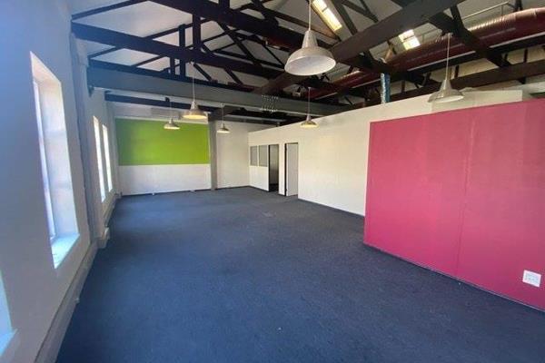 Waverley Business Park
Waverley Business Park Located in Observatory. Just out of Town ...