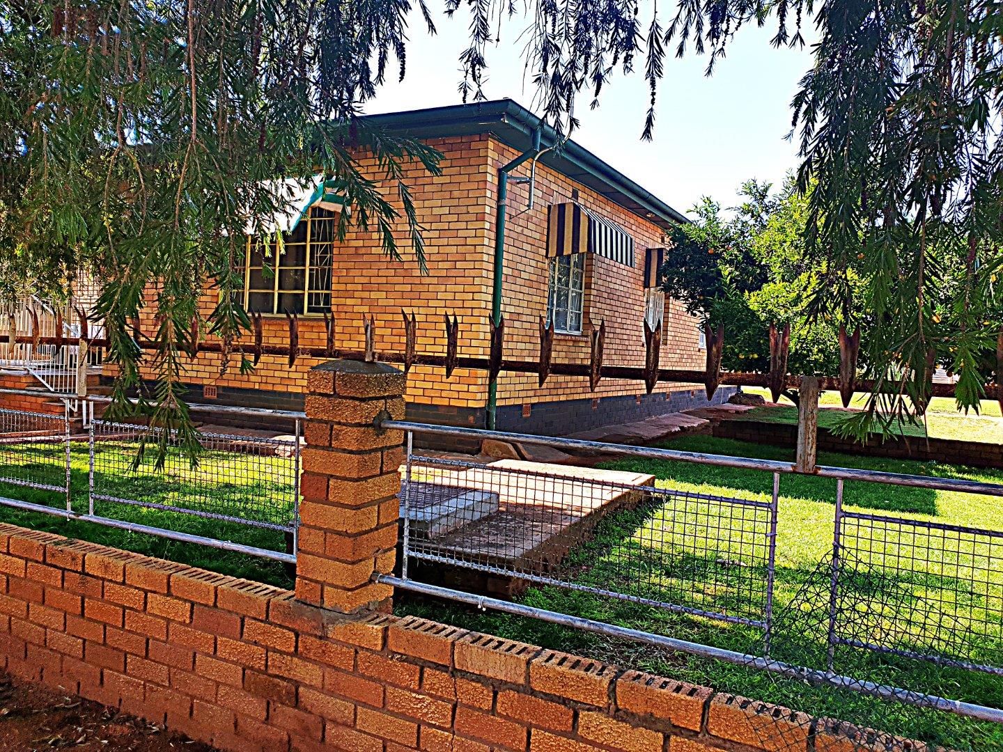 House for sale in Warrenton P24111234949