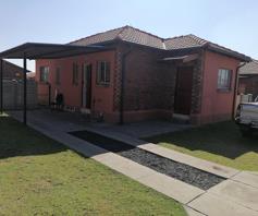 Townhouse for sale in Waterkloof East