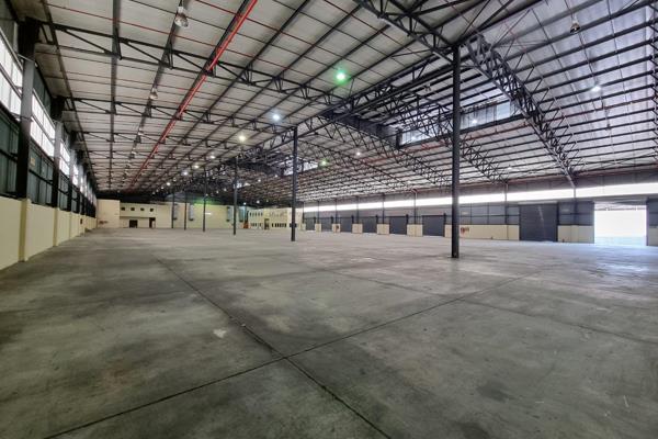 Logistics facility to let in Longmeadow Business Estate

- Total Gross Lettable Area: ...